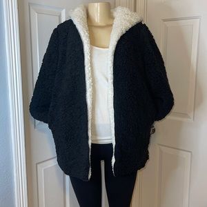 Black and white reversible warm sweater